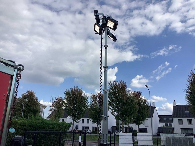 2021 trime x-chain mobile lampenwagen - afbeelding 2 van  9