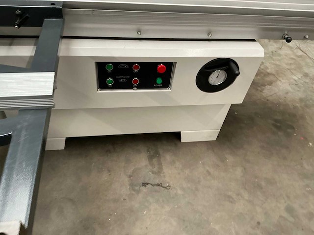 2021 ua1600s platen opdeelzaagmachine - afbeelding 14 van  14
