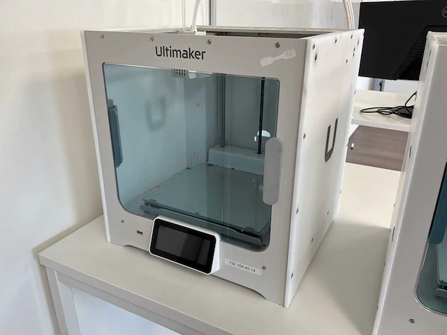 2021 ultimaker s3 3d printer - afbeelding 2 van  8