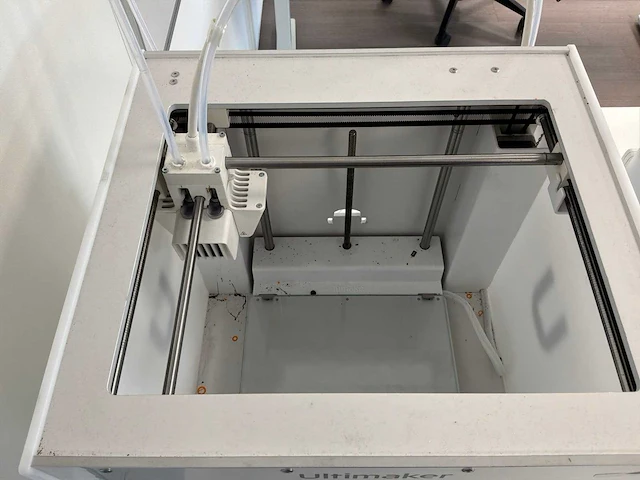 2021 ultimaker s3 3d printer - afbeelding 6 van  8