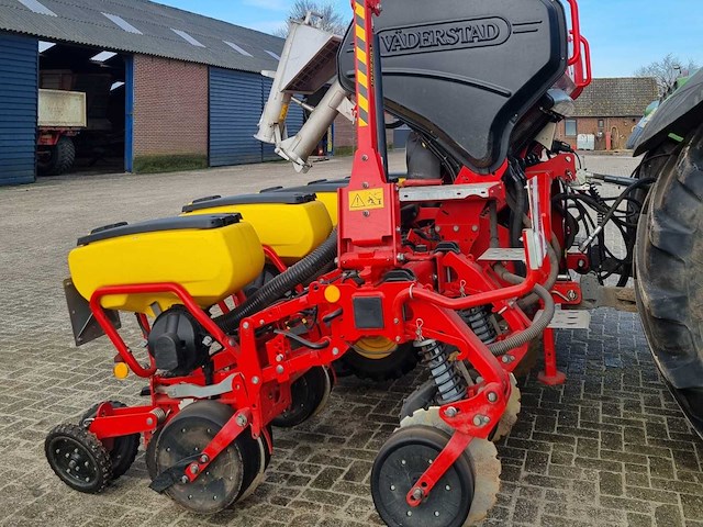 2021 väderstad tpt 6 6 rijen maiszaaimachine / seed drill / tempo zaaier - afbeelding 24 van  27