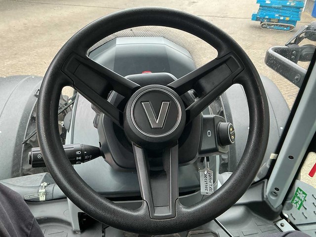 2021 valtra n135 direct smarttouch vierwielaangedreven landbouwtractor - afbeelding 20 van  33
