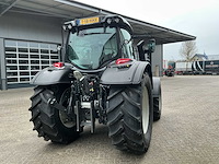2021 valtra n135 direct smarttouch vierwielaangedreven landbouwtractor - afbeelding 30 van  33