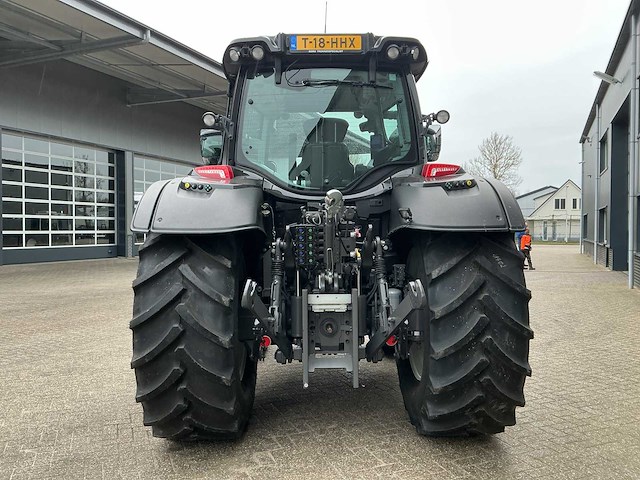 2021 valtra n135 direct smarttouch vierwielaangedreven landbouwtractor - afbeelding 31 van  33