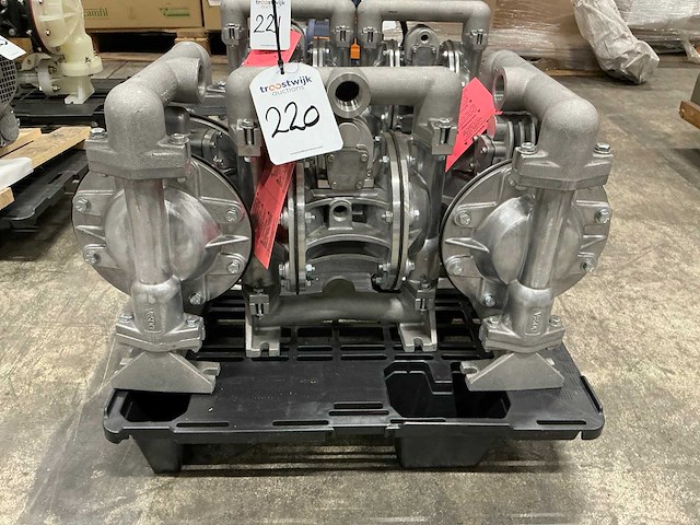 2021 versamatic pneumatische dubbele membraampomp (3x) - afbeelding 2 van  8