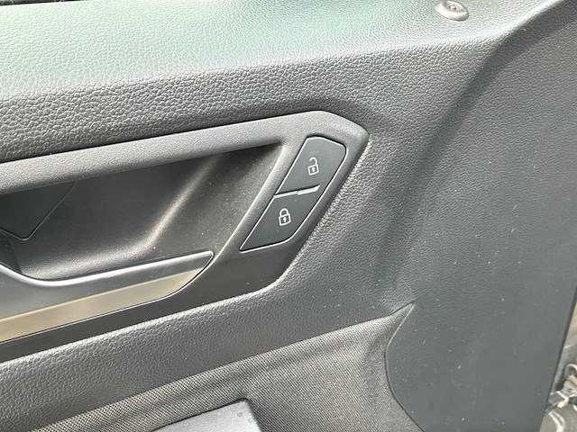 2021 volkswagen t-roc r line 1.5 tsi sport business r personenauto - afbeelding 19 van  41