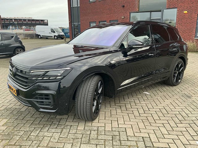 2021 volkswagen touareg 3.0 tsi ehybrid 4m personenauto - afbeelding 1 van  62