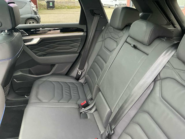 2021 volkswagen touareg 3.0 tsi ehybrid 4m personenauto - afbeelding 30 van  62