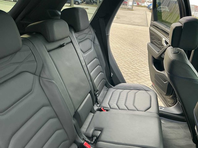2021 volkswagen touareg 3.0 tsi ehybrid 4m personenauto - afbeelding 33 van  62