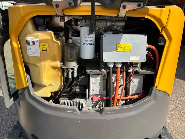 2021 volvo ecr25 compacte elektrische rupsgraafmachine - afbeelding 20 van  27