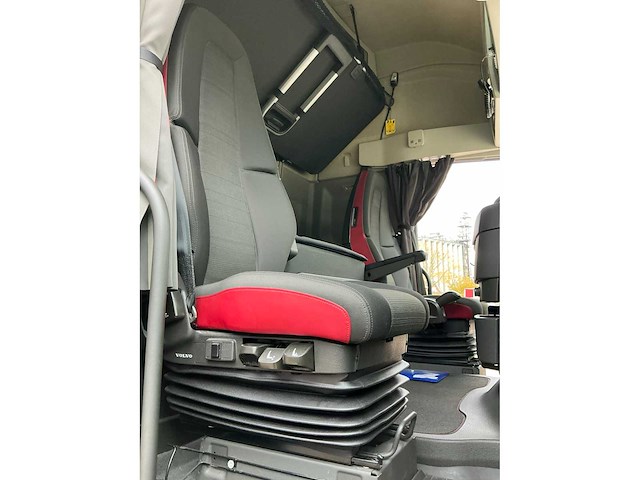 2021 volvo fh unlimited edition opleggertrekker - afbeelding 17 van  43