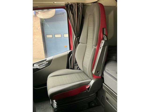 2021 volvo fh unlimited edition opleggertrekker - afbeelding 18 van  43