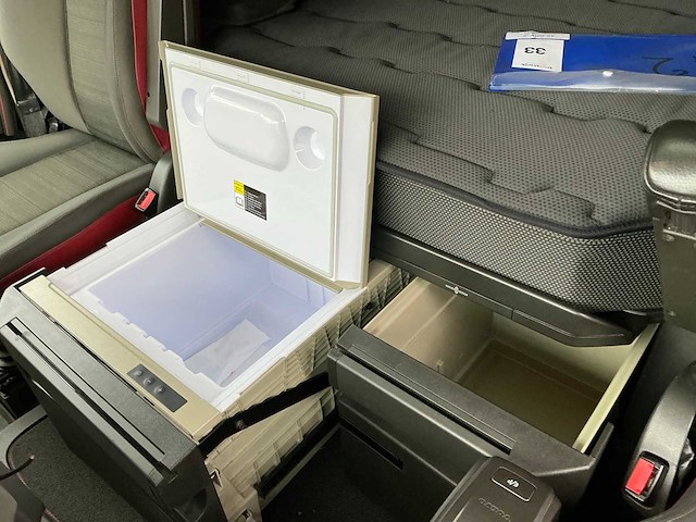 2021 volvo fh unlimited edition opleggertrekker - afbeelding 33 van  43