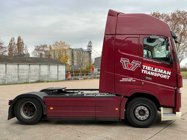 2021 volvo fh unlimited edition opleggertrekker - afbeelding 34 van  43