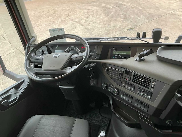 2021 volvo fh unlimited edition opleggertrekker - afbeelding 18 van  46