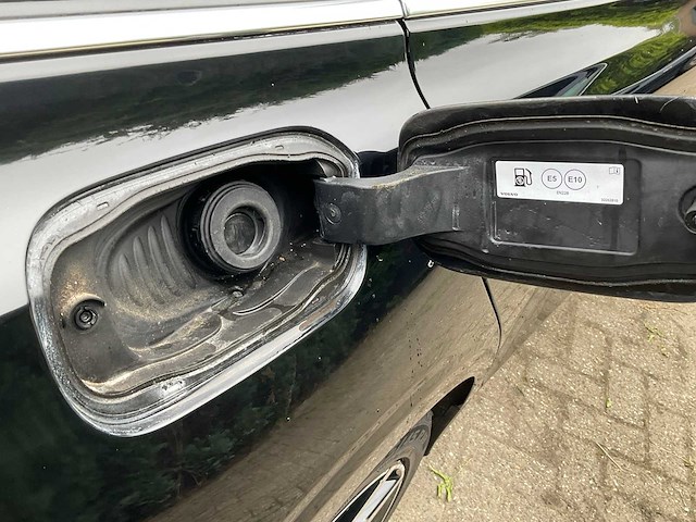 2021 volvo v60 2.0 t6 recharge awd business pro personenauto - afbeelding 3 van  25