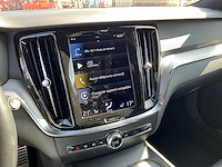 2021 volvo v60 r design b3 onyx black personenauto - afbeelding 7 van  42