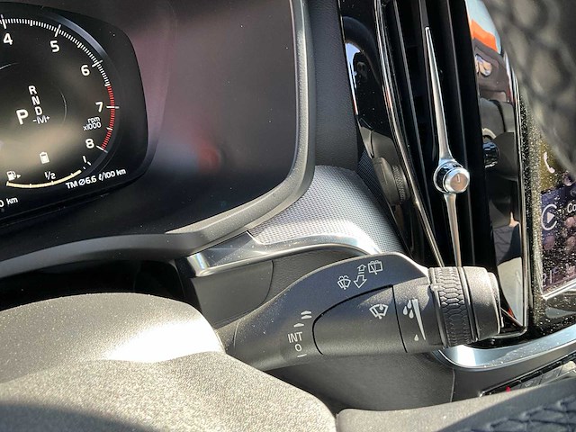 2021 volvo v60 r design b3 onyx black personenauto - afbeelding 11 van  42