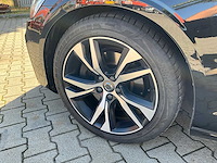 2021 volvo v60 r design b3 onyx black personenauto - afbeelding 30 van  42