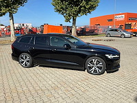 2021 volvo v60 r design b3 onyx black personenauto - afbeelding 34 van  42