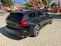 2021 volvo v60 r design b3 onyx black personenauto - afbeelding 38 van  42