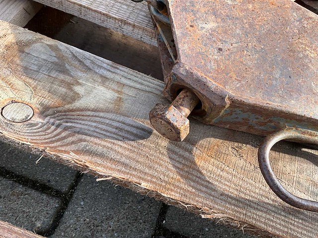 2021 yale btg 1,5/120 betonbuis klem (3x) - afbeelding 4 van  8