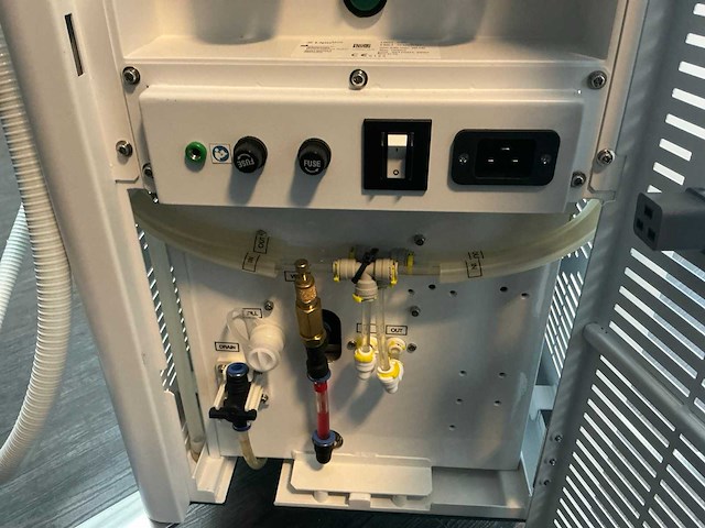 2021 zimmer z-lipo cryolipolyse apparaat - afbeelding 5 van  14