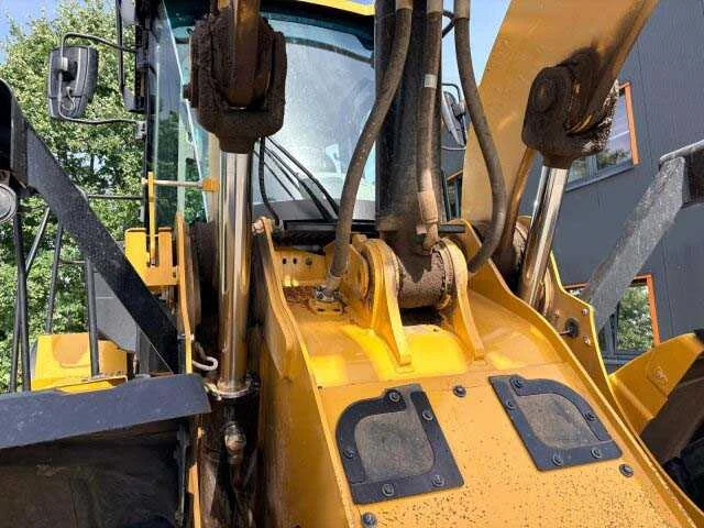 2022 - caterpillar - 950m - shovel - afbeelding 6 van  31