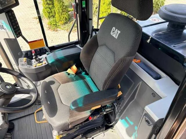 2022 - caterpillar - 950m - shovel - afbeelding 9 van  31