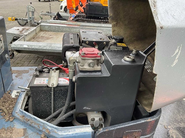 2022 - hsw-06 - minigraafmachine met aanhangwagen - afbeelding 24 van  32