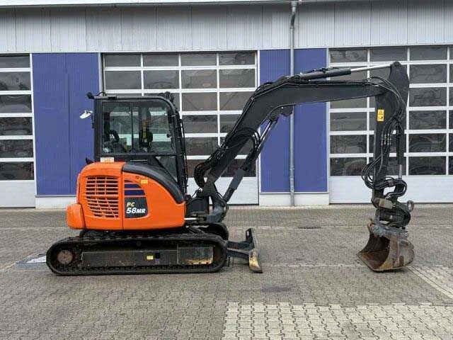 2022 - komatsu - pc58mr-5e0 - tracked excavator - afbeelding 30 van  30