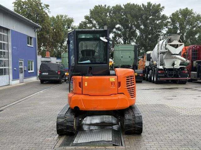 2022 - komatsu - pc58mr-5e0 - tracked excavator - afbeelding 22 van  30