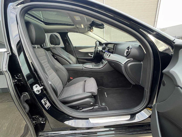 2022 - mercedes-benz - e300 4matic hybride - afbeelding 15 van  30