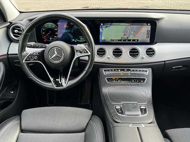 2022 - mercedes-benz - e300 4matic hybride - afbeelding 30 van  30