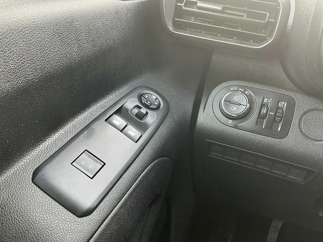 2022 - opel - combo - 1.5d l1h1 edition - bedrijfswagen - afbeelding 5 van  14