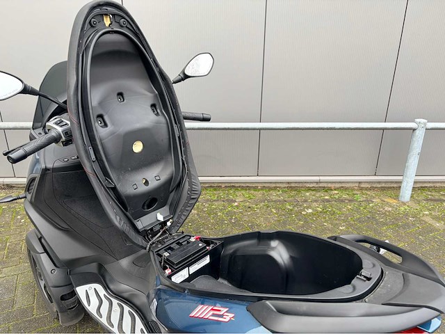 2022 - piaggio - 300 mp3 hpe sport - scooter - afbeelding 3 van  8