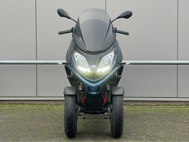 2022 - piaggio - 300 mp3 hpe sport - scooter - afbeelding 4 van  8