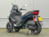 2022 - piaggio - 300 mp3 hpe sport - scooter - afbeelding 11 van  12