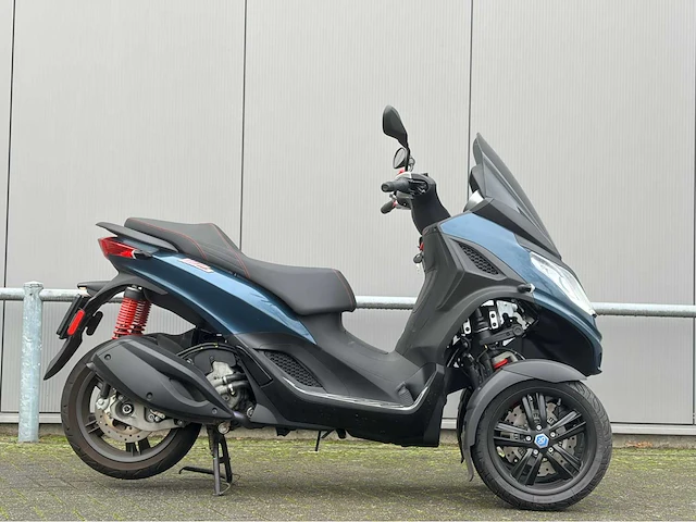 2022 - piaggio - 300 mp3 hpe sport - scooter - afbeelding 4 van  9