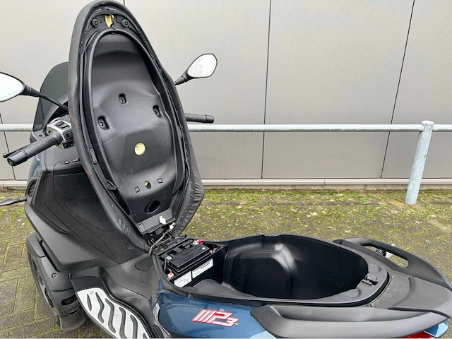 2022 - piaggio - 300 mp3 hpe sport - scooter - afbeelding 4 van  12