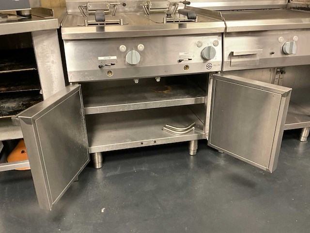 2022 700-line dubbele friteuse - afbeelding 4 van  4