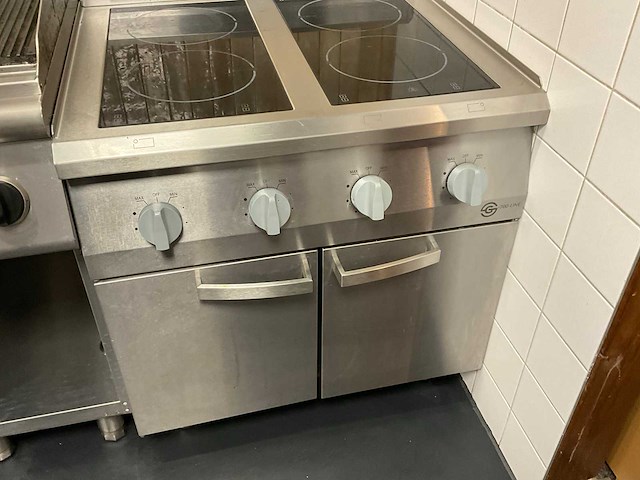 2022 700-line inductie fornuis - afbeelding 3 van  5