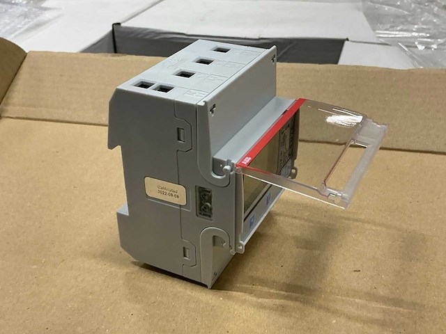 2022 abb b23 laadpaal en energiedistributie kwh meter (10x) - afbeelding 3 van  8