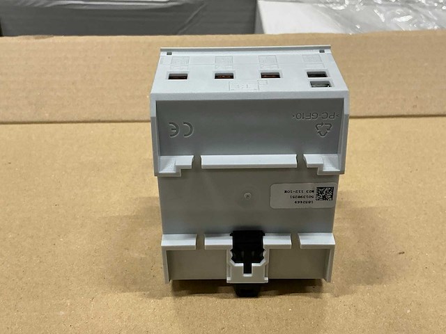 2022 abb b23 laadpaal en energiedistributie kwh meter (10x) - afbeelding 4 van  8