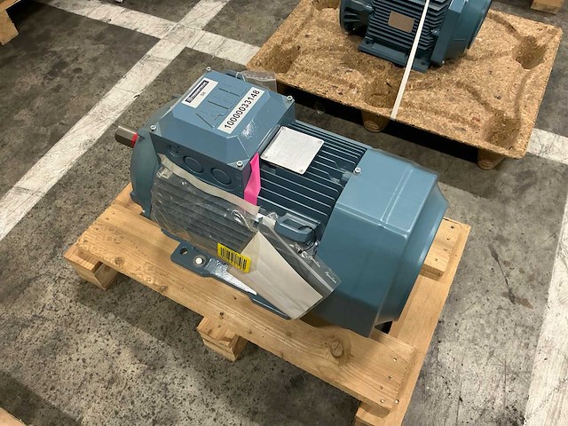 2022 abb m3aa 160 mlc2 elektromotor - afbeelding 2 van  4