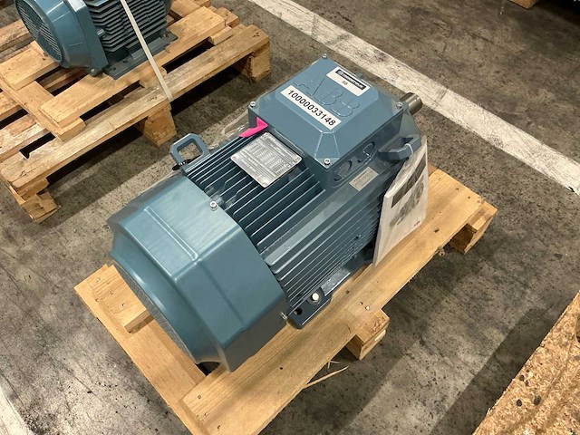 2022 abb m3aa 160 mlc2 elektromotor - afbeelding 3 van  4