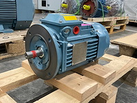 2022 abb m3gp 90 ld4 elektromotor - afbeelding 1 van  6