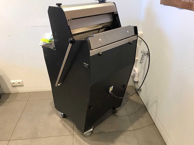 2022 abo luxe3a broodsnijmachine - afbeelding 7 van  8