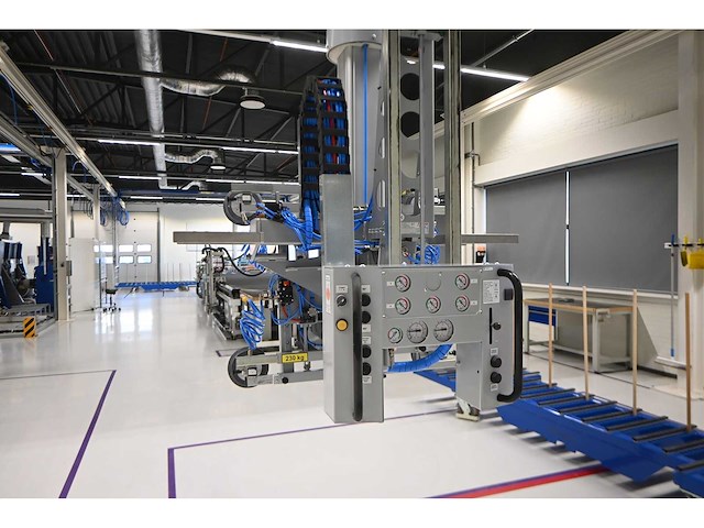 2022 abus / framatech zhb / lned 230 s70 2 x 55m1 zelfdragende stalen kraanbaanconstructie met 5 vacuümheffers - afbeelding 23 van  35