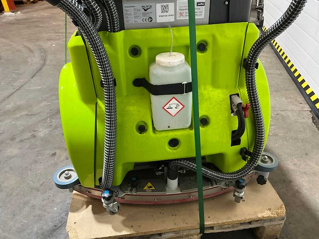 2022 adlatus cr900 schoonmaakrobot - afbeelding 23 van  23